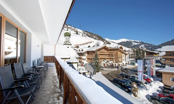 Gerlos Apartment | Cozy Apartment in Gerlos Steps from the Ski Slope