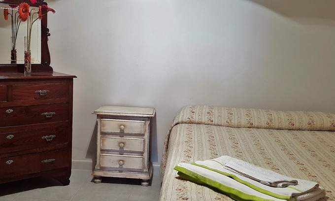 Guisando Apartment | Family-Friendly Apartment in Gredos with Kitchen Access
