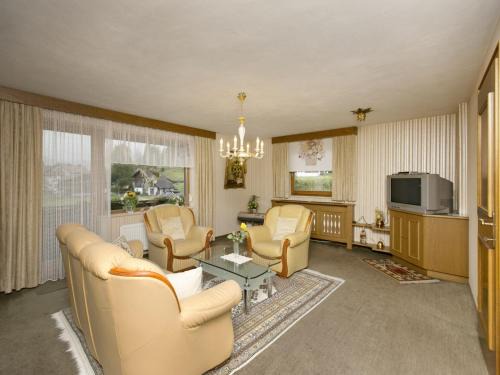 Lechaschau Apartment | Cozy Apartment in Wangle Tyrol with Scenic Walking Trails