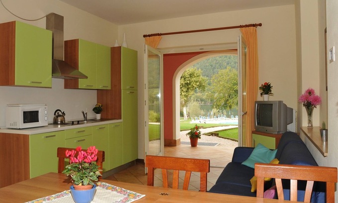 Crone Apartment | Exceptional Belvilla by OYO Vico: Pool, Breakfast & Family Fun