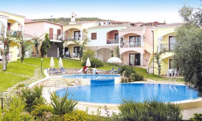 Badesi Apartment | Inviting Studio with Shared Pool at Residence Badus, Badesi
