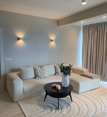 Reykjavik Apartment | Top-Rated Apartment in Kópavogur with Ocean View & Beach Access