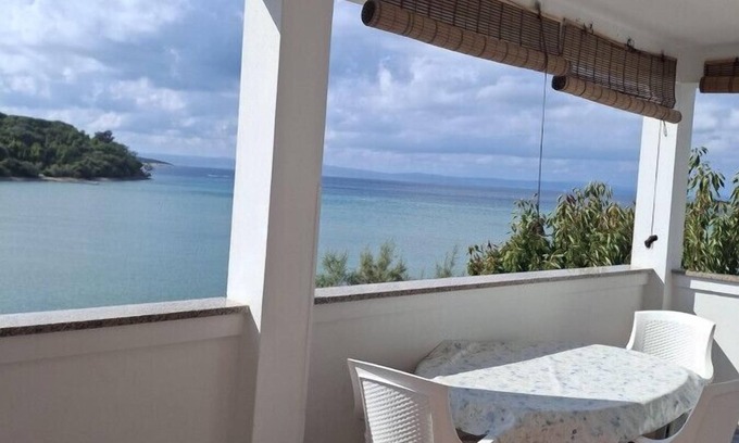 Rab Town Apartment | Seaview Apartment in Kampor with Terrace and Free WIFI