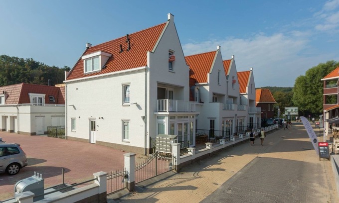 Dishoek Apartment | Cozy Koudekerke Apartment with Ocean View & Fireplace