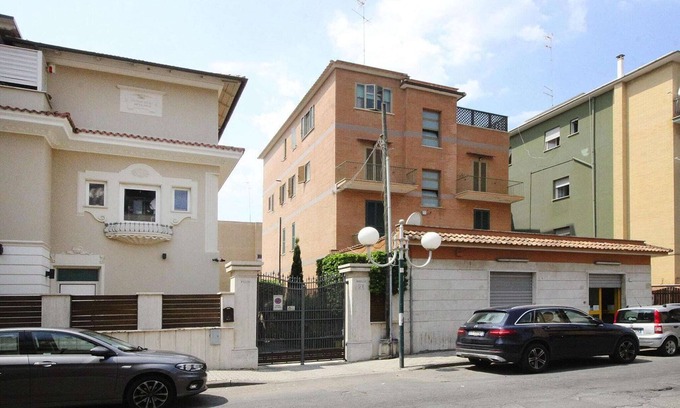 Ladispoli Apartment | Cozy Apartment with Side Sea View in Ladispoli - 9.6/10 Rated