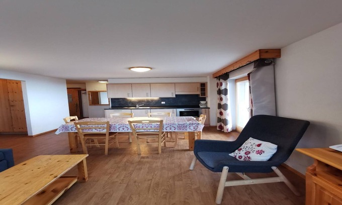 Saint-Pierre-de-Clages Apartment | Apartment in Nendaz near Ski Slopes