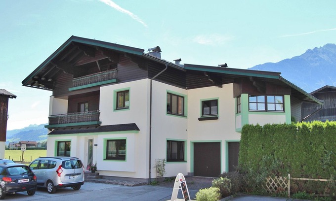 Niedernsill Apartment | Top Rated Apartment near Ski Area with Pet-Friendly Amenities