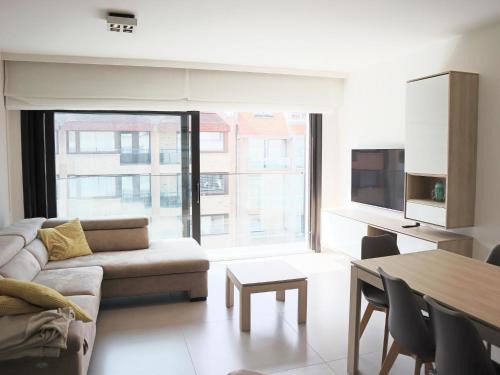 Nieuwpoort-aan-Zee Apartment | Explore Embassy 288: Ideal Location for Families