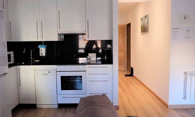 Ourense Apartment | Discover Belvilla by OYO Villa Trabazos Abellas Retreat