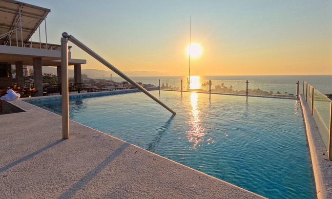 Colonia 5 de Diciembre Apartment | Cozy Apartment in Puerto Vallarta Center for 6 Guests