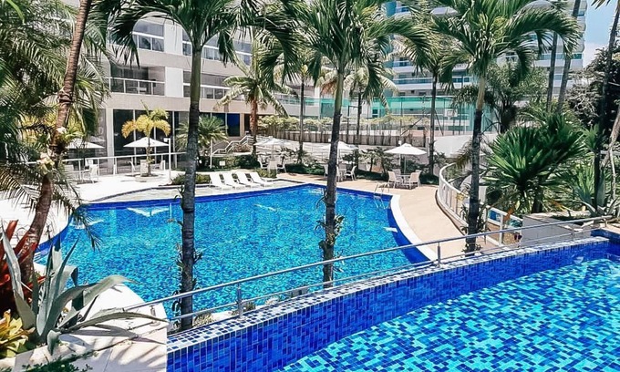 Riviera de Sao Lourenco Apartment | Oceanfront Apartment Near Beach with Spa & Pool Access