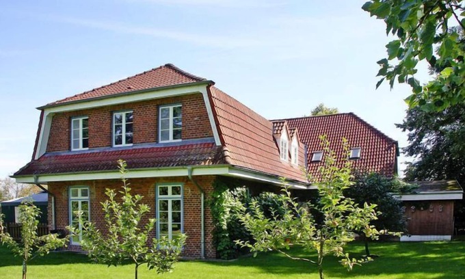 Metelsdorf Apartment | Apartment in Schultenbrook with garden