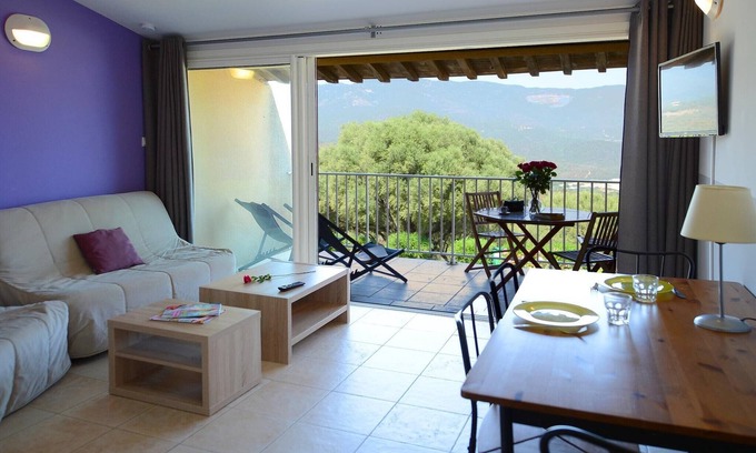 Serra-di-Ferro House | Alba Rossa: Oceanfront Apartment with Terrace & Sea Views