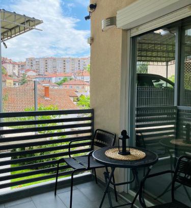 Stip Apartment | Family-Friendly Apartment in Shtip with High Guest Ratings