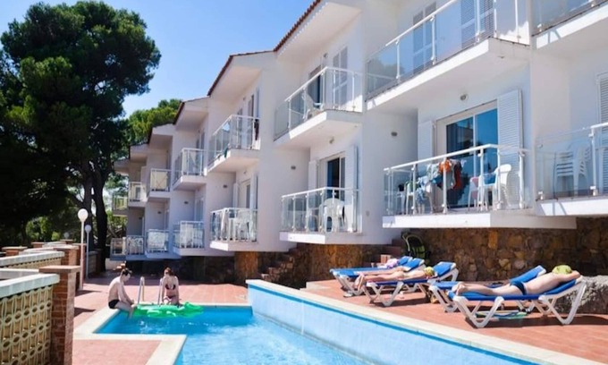 L'Estartit Apartment | Apartment in Spain near Sandy Beach