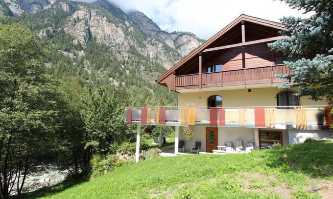 St. Niklaus Apartment | Cozy Apartment in St Niklaus Near Mattertal Ski Area