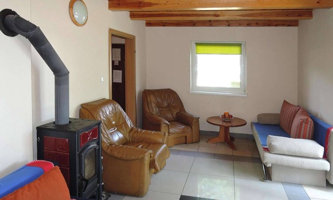 West Pomeranian Voivodeship House | Lakefront Retreat in Szczecin with Terrace & Pet-Friendly
