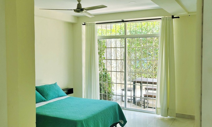 Taganga Apartment | Cozy Oceanfront Apartment in Taganga - Casa Eco Retreat