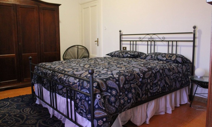 Serra San Bruno Apartment | Central Apartment in Serra San Bruno with Kitchen Access