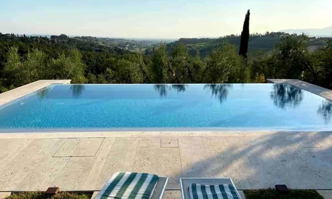 Cerreto Guidi Apartment | Apartment in the countryside