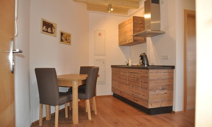 Munchen District Apartment | Cozy Apartment in Village Near Munich and the Alps - 9.8 Rated
