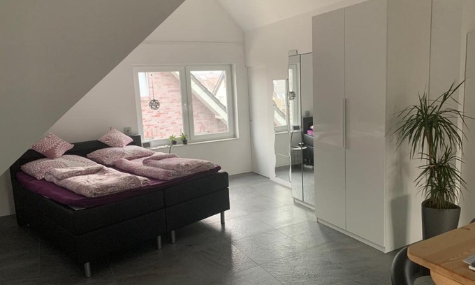 Overhagen Apartment | Prime Location Apartment Near the Ruhrgebiet - Rated 9.3/10