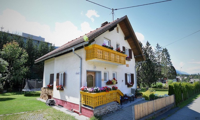 Tropolach Apartment | Discover a Poolside Apartment in Tröpolach, Carinthia