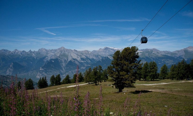 Veysonnaz Apartment | Apartment in Veysonnaz near Ski Gondola