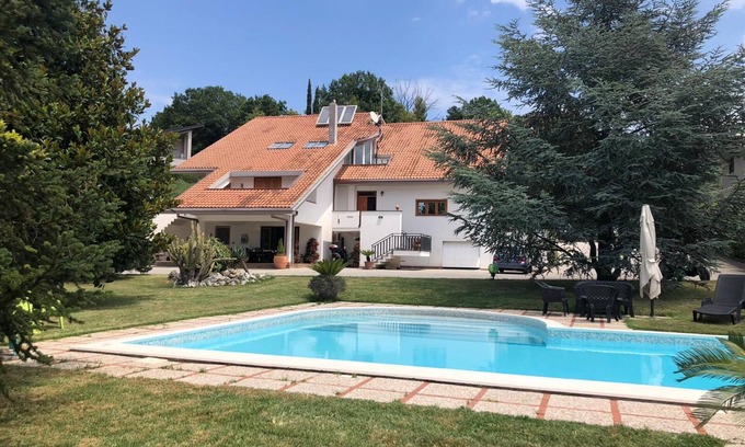 Minturno House | Inviting Oceanfront Apartment in Villa with Private Pool