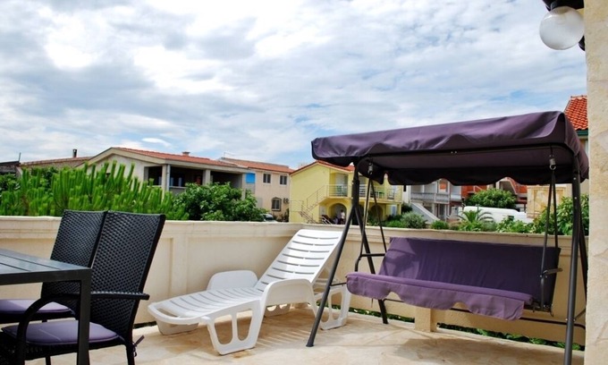 Vir Apartment | Cozy Apartment in Vir with Balcony and Ocean Views