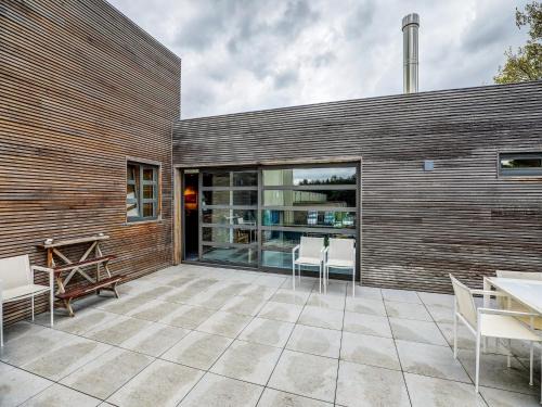 Weelde Apartment | Elegant Weelde Apartment with Pool and Spa Amenities