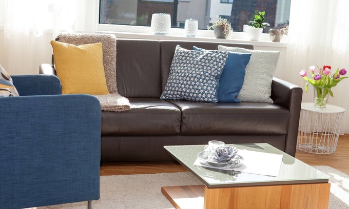 Langenargen Apartment | Apartment 'Ins Blaue, 73qm' with Balcony and Wi-Fi