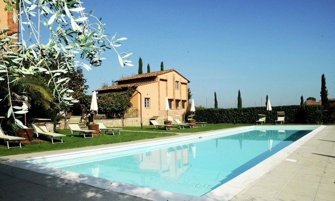Castiglione del Lago Apartment | Apartment in Tuscany near Lake Trasimeno