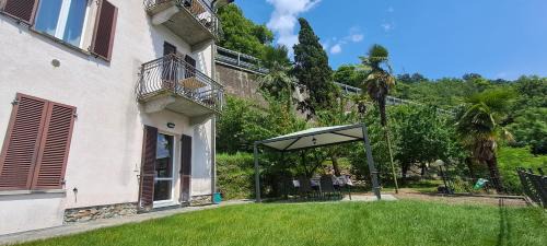 Tronzano Lago Maggiore Apartment | Pet-Friendly Residence al Poggio Apartment Near Lake Maggiore