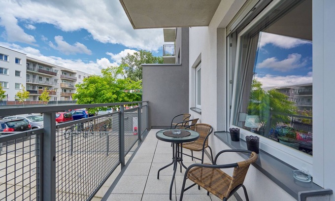 Psie Pole Apartment | Modern Apartment Jamesa Cooka: Family & Pet Friendly Stay