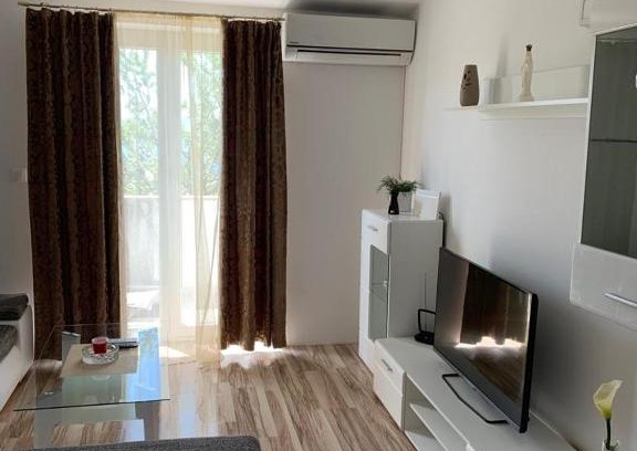 Klenovica Apartment | Book Apartment Jana: 9.3/10 Rated, Pet-Friendly Stay