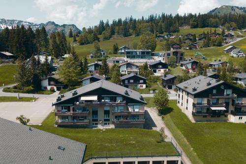 Mitloedi Apartment | Pet-Friendly Apartment Kaiser: A Family Retreat Awaits