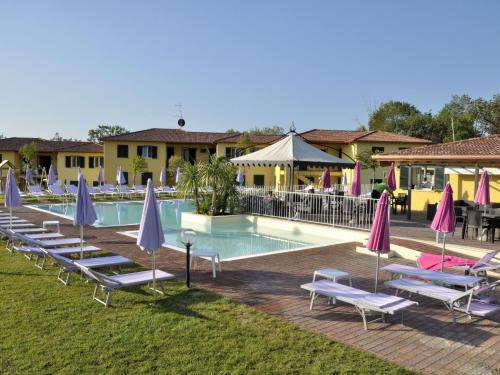 Moniga del Garda Apartment | Relaxing Apartments in Moniga, Italy with Pool & Pet Access