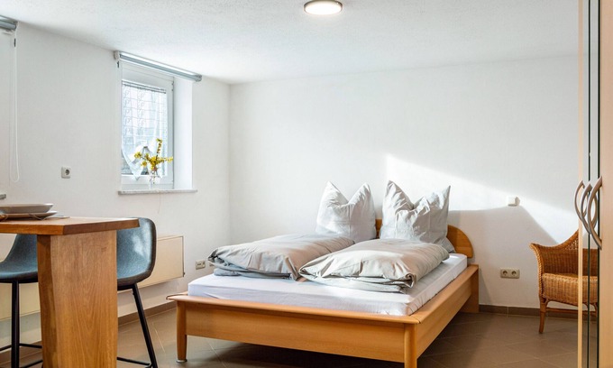 Merkendorf Apartment | Apartment 'Kellerperle' with Wi-Fi