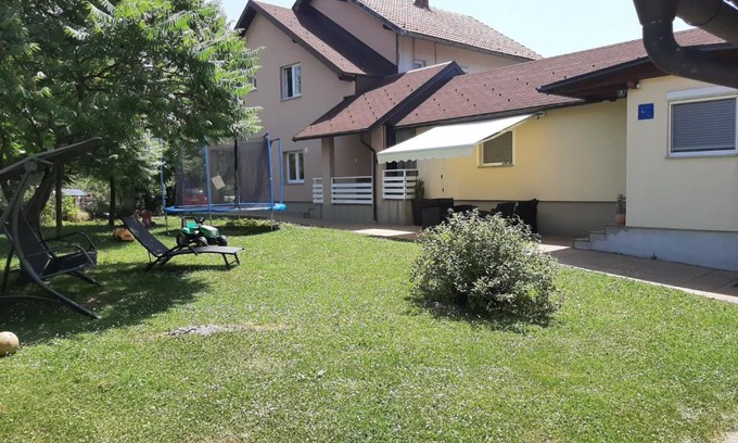Catrnja Apartment | Premier Apartment King: 4-Star Stay with Breakfast Included
