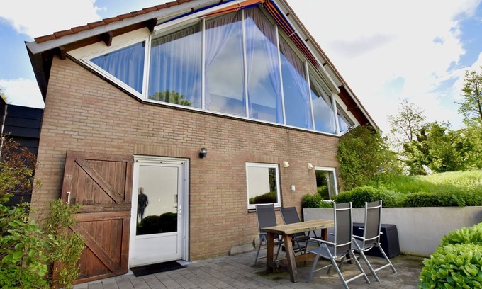 Wissenkerke Apartment | Apartment Komeet by Interhome