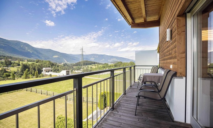 Perca Apartment | Mountain View Apartment “Kronsun - Glück” with Spacious Balconies