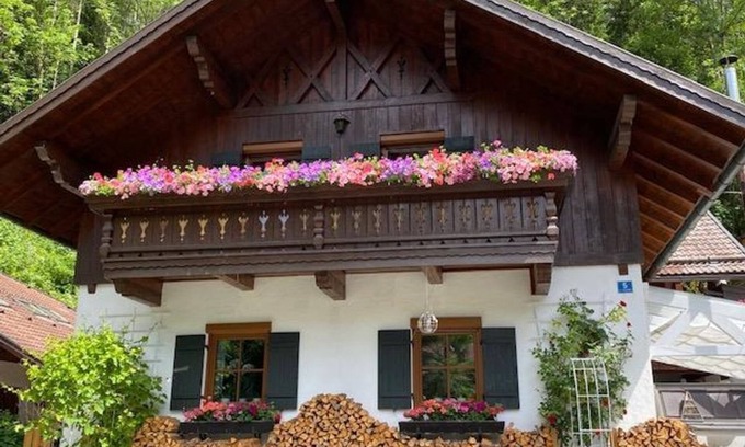 Oberammergau Apartment | Child-Friendly Apartment Lärchenblick - Rated 9.8 by Guests