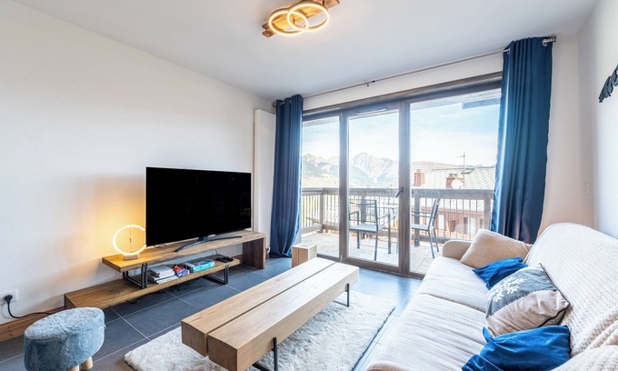 Montalbert Apartment | Apartment 'L'écrin Des Sapins' with Mountain View, Balcony and Wi-Fi
