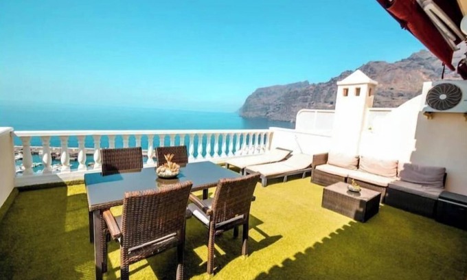 Los Gigantes Apartment | Unforgettable Stay at Apartment - LOS GIGANTES, Rated 9.8