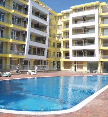 Chaika Apartment | Oceanfront Apartment L4 with Pool & Spectacular Views
