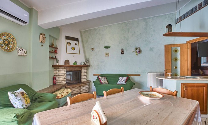 Castroreale Terme Apartment | Apartment 'La Casa Rosa' with Sea View, Wi-Fi and Air Conditioning