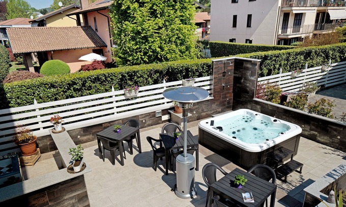 Sesto Calende Apartment | Apartment 'La Corta di Silvia 2' with outdoor area and Wi-Fi