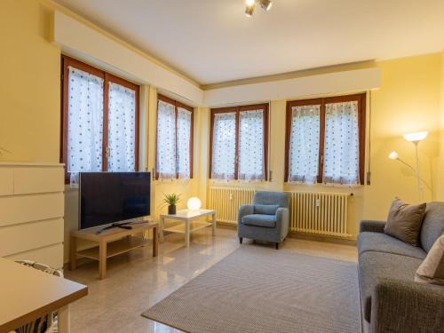 Abbadesse Apartment | Elegant Apartment La Dimora di Keplero - 4-Star Retreat