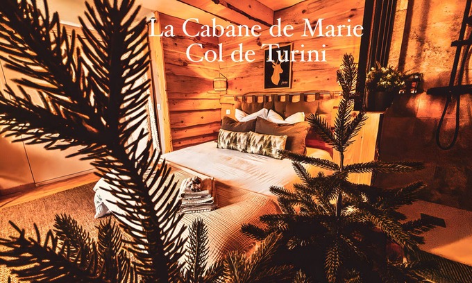 La Bollene-Vesubie Apartment | Mountain View Retreat: La Cabane De Marie with Spa & Breakfast